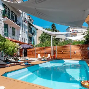 Evala Luxury With Pool And Garden Bed & Breakfast Split